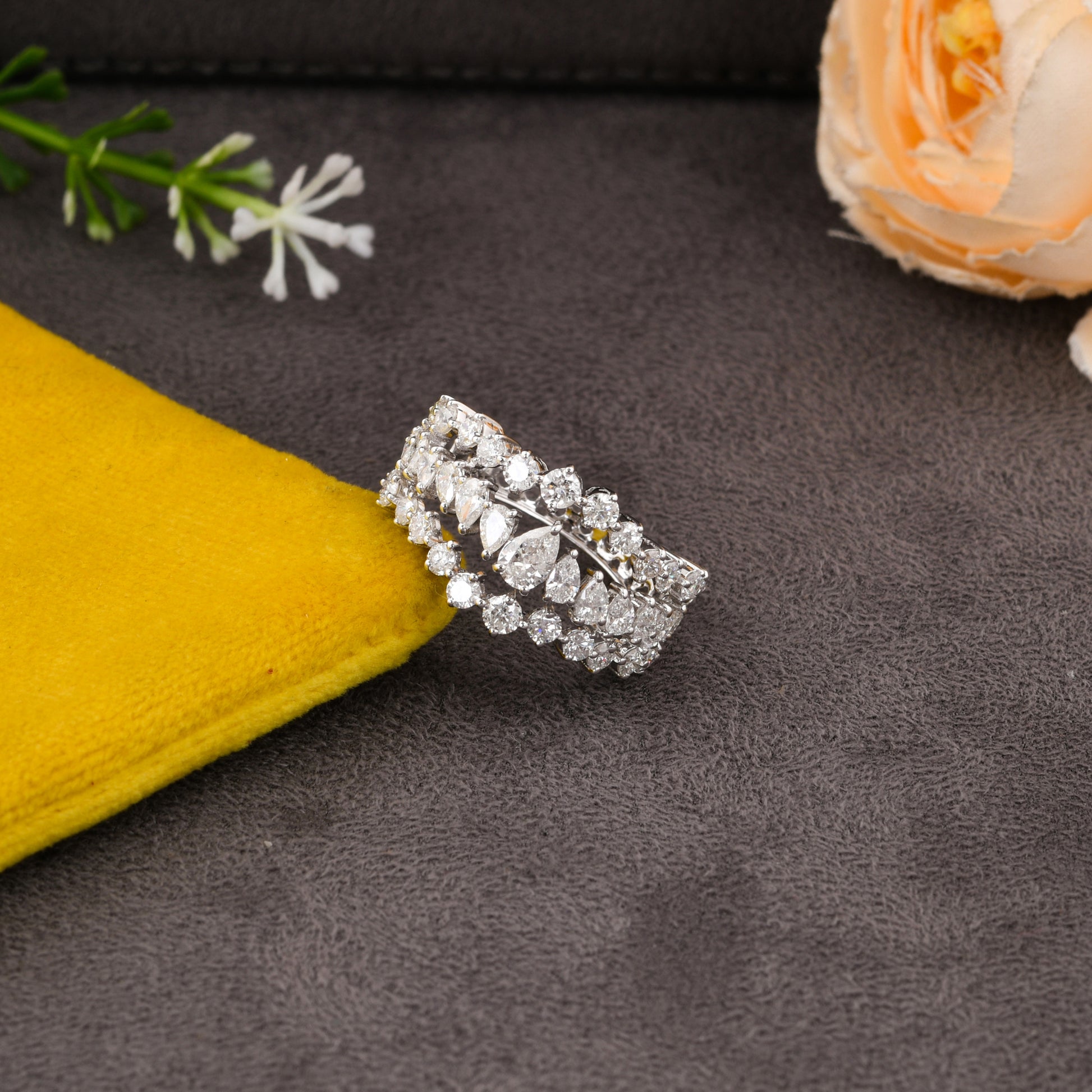 Natural Pear Round Shape Diamond Fine Gold Band Ring