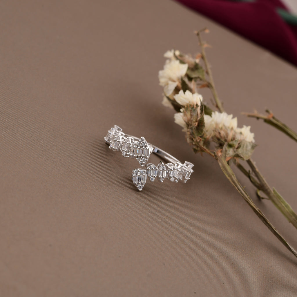 0.61 Ct H/SI Baguette Round Cut Diamond Open Bypass Ring for Anniversary