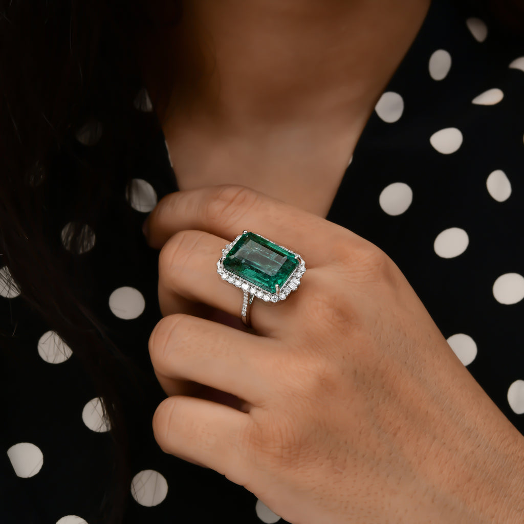 18.51 Tcw Zambian Emerald SI/HI Diamond Cocktail Gold Ring