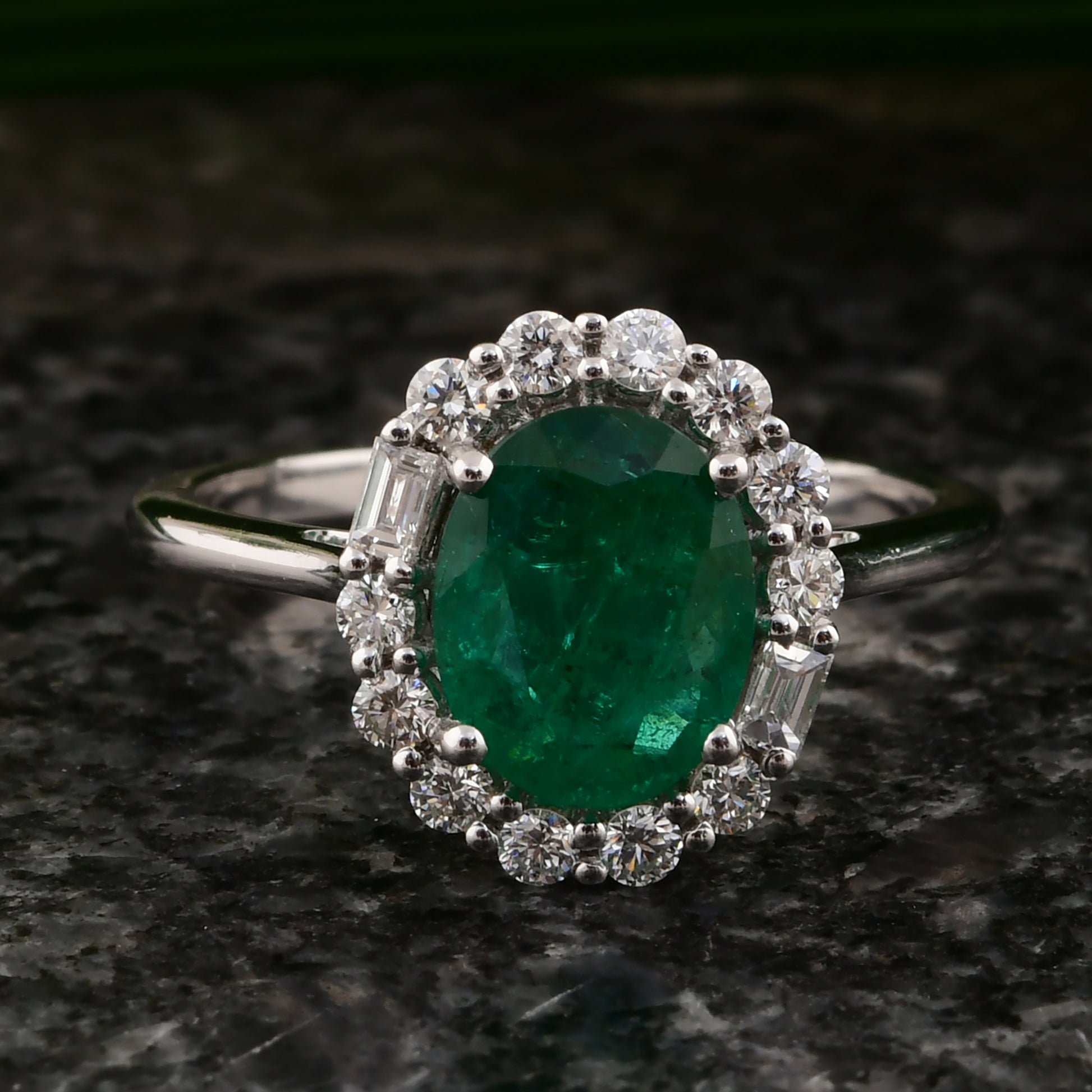 Certified Fine Gold Natural SI/H Diamond Zambian Emerald Wedding Ring