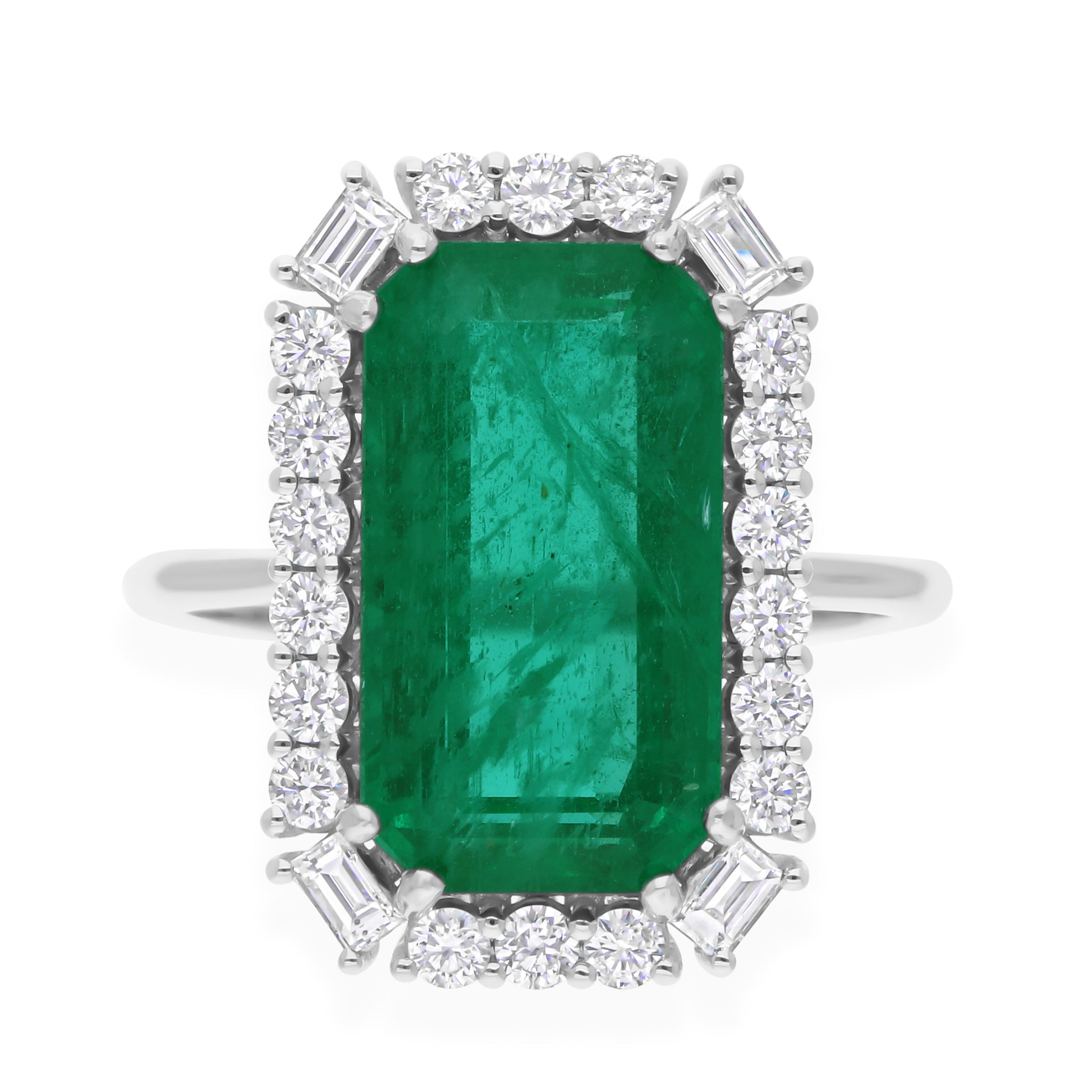 Statement 6.26Ct Big Emerald Ring Surrounded By Sparkling Diamonds In Fine Gold