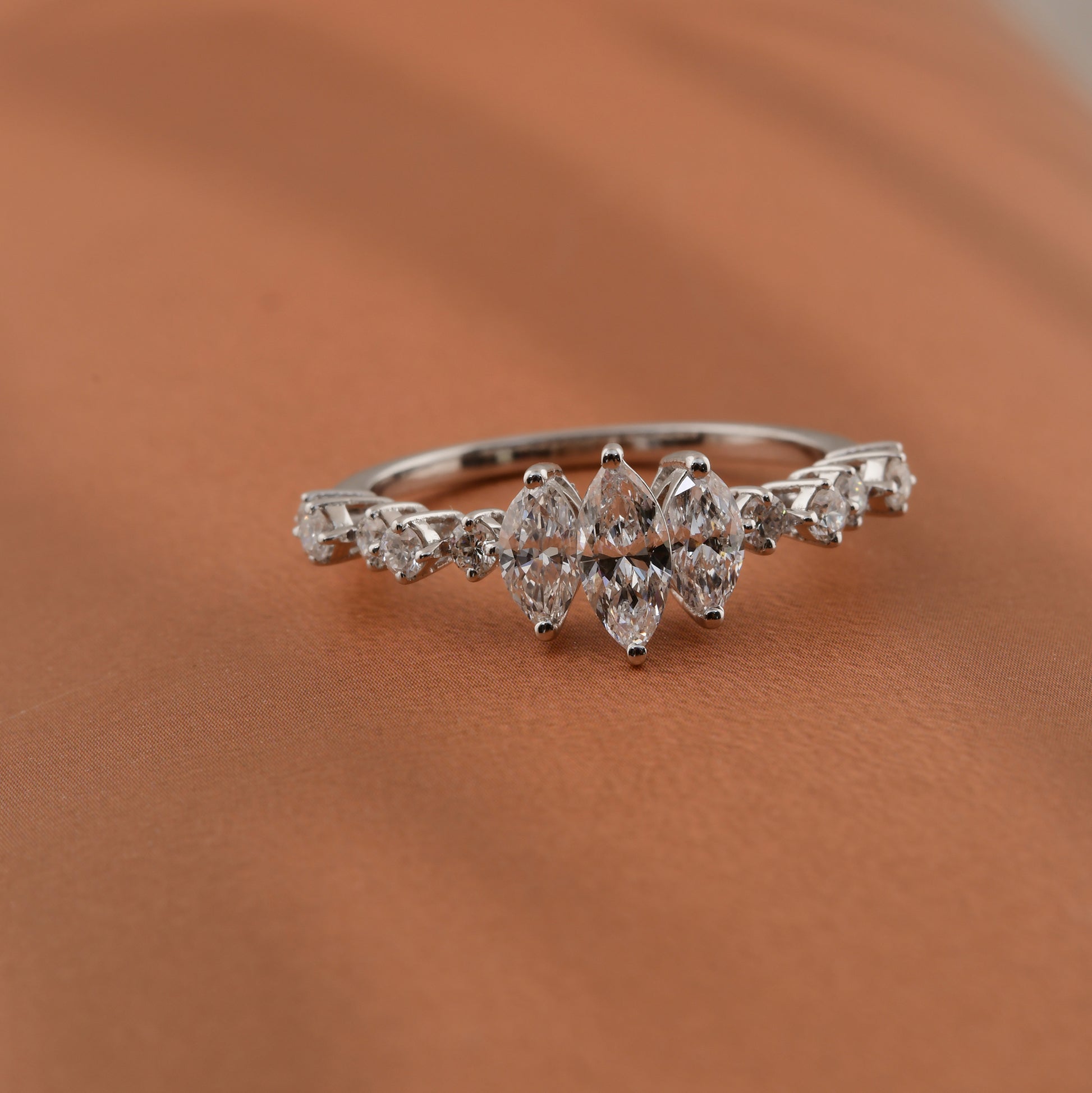 SI/H Certified 0.99 Ct Natural Marquise Diamond Gold Band Ring