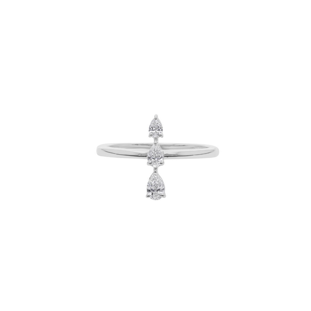 Minimal 0.30 Carat SI/H Trio Pear Cut Diamond Gold Band Ring for Girlfriend