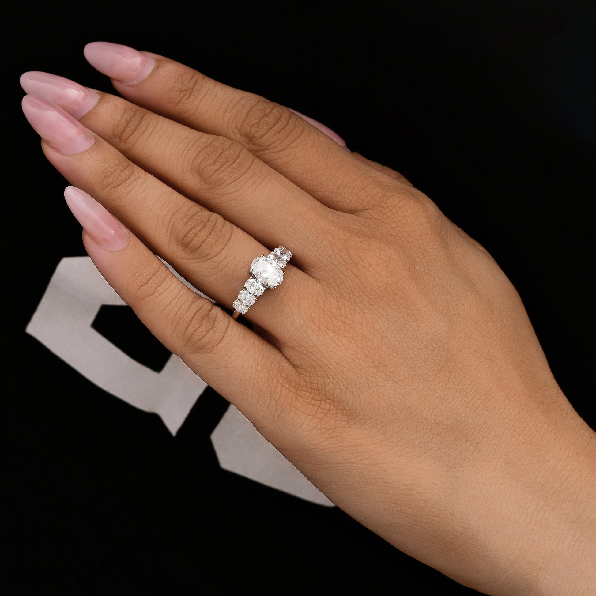 Luxury 2.13Ct Gold Oval Cut Diamond Band Anniversary Ring For Wife