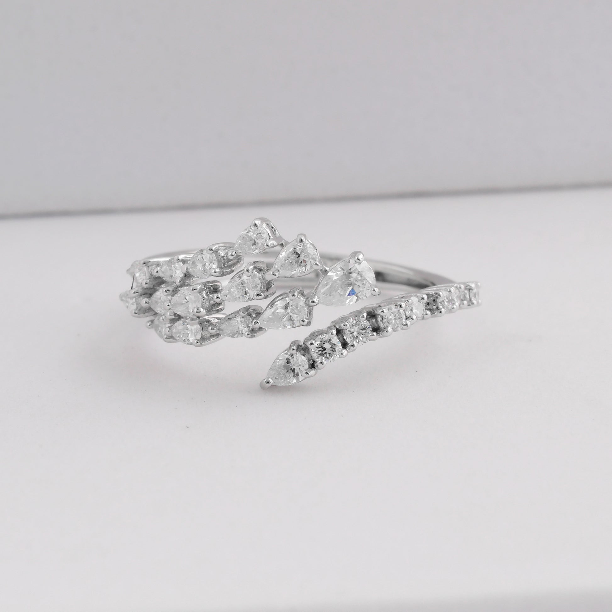 Certified Multi Layered Natural Diamond Fine Gold Ring