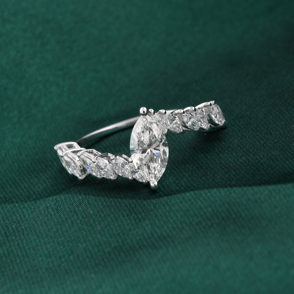 Unique Marquise Cut SI Clarity HI Color Natural Diamond Ring in Fine Gold