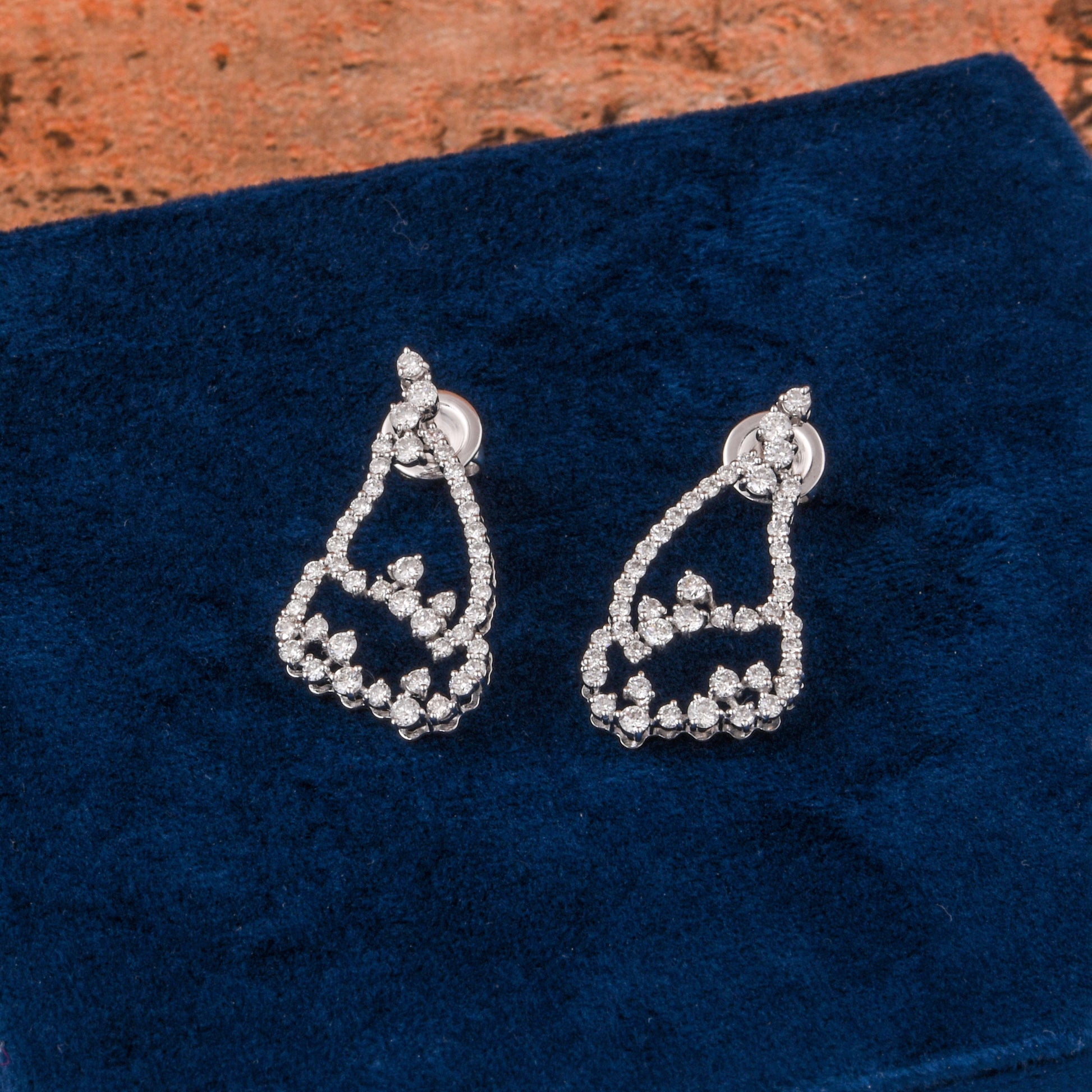 Round Brilliant Cut Filigree 1.75Ct Natural Diamond Dangle Earrings