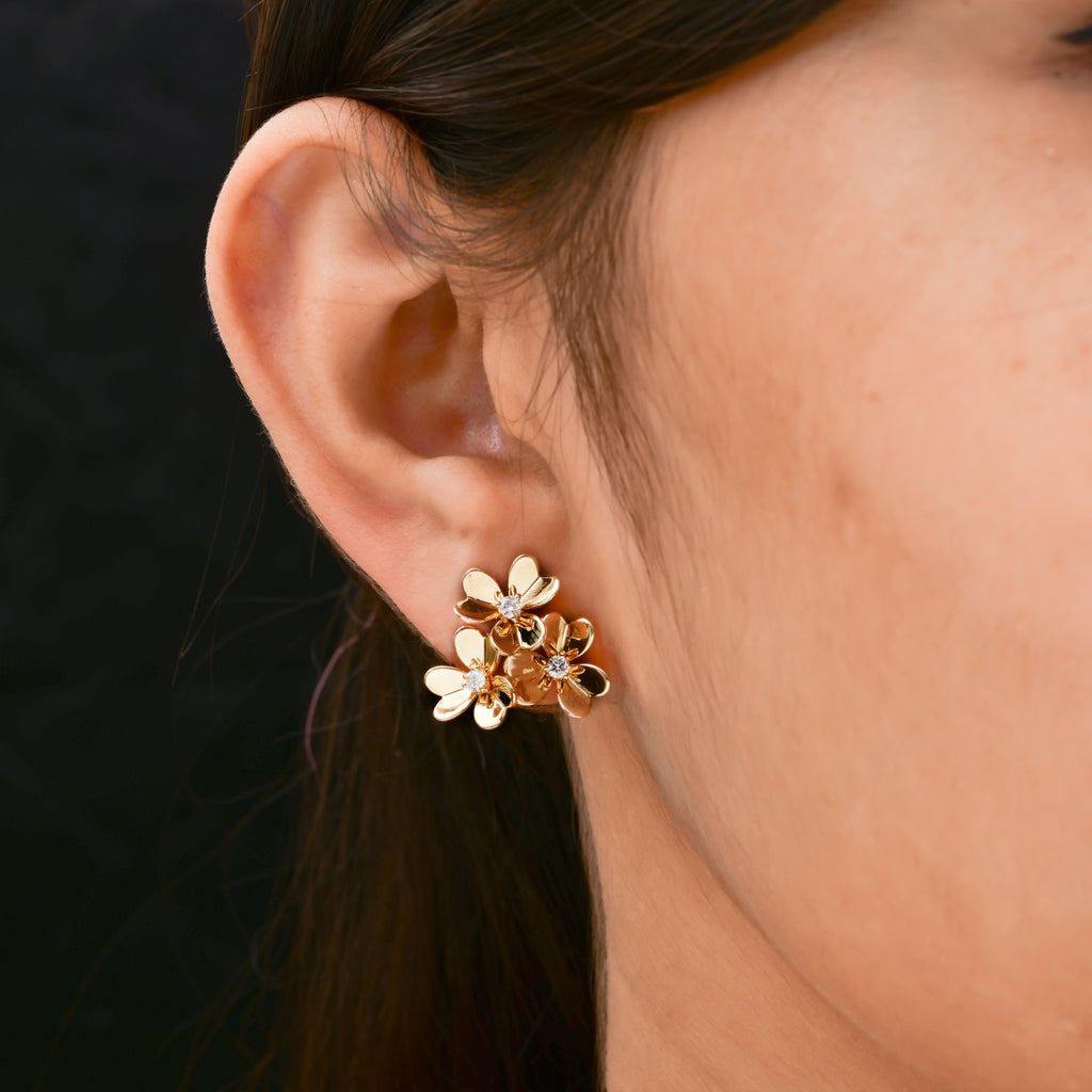 Delicate Solid Gold Floral 0.25Ct Natural Diamond Stud Earrings