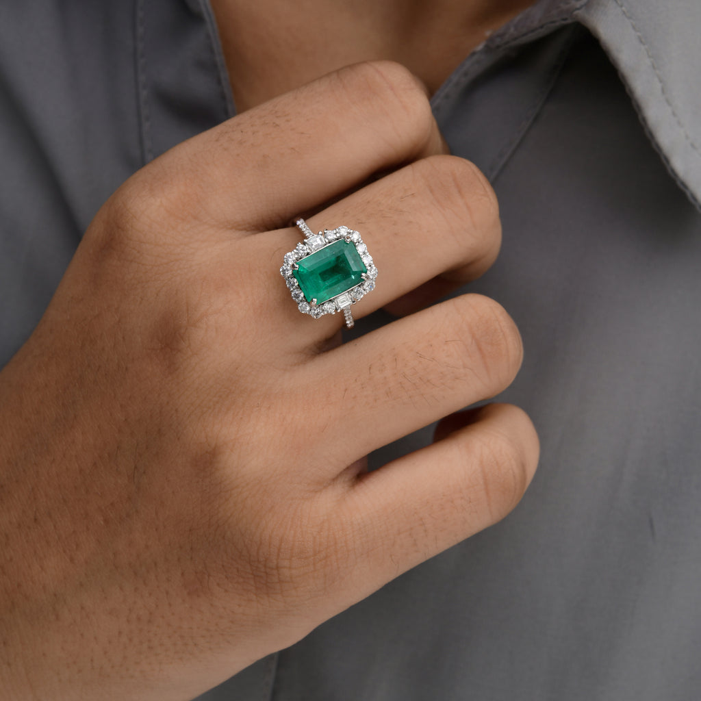 Genuine 2.84Ct Zambian Emerald Halo Diamond Anniversary Ring In Fine Gold