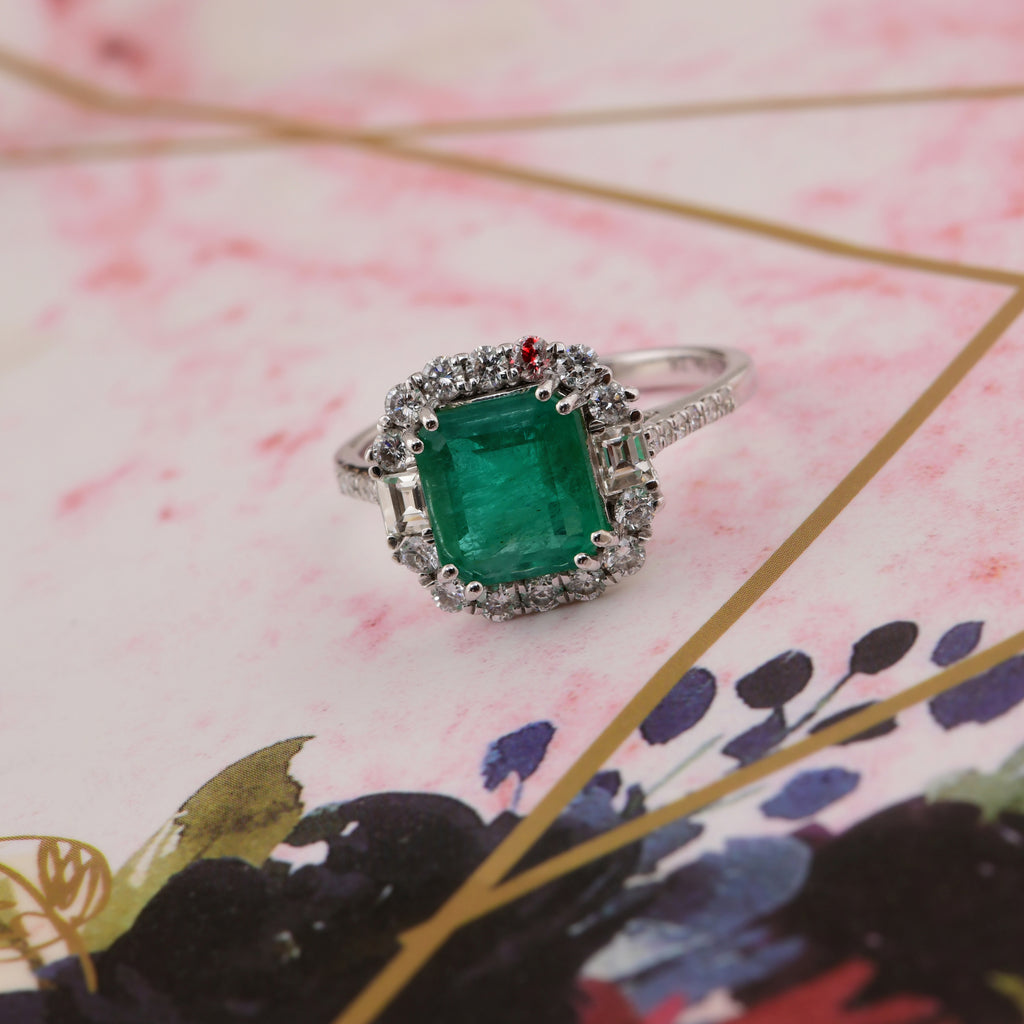 3.03Tcw Modern Green Emerald Gemstone Halo Diamond Engagement Ring In Fine Gold