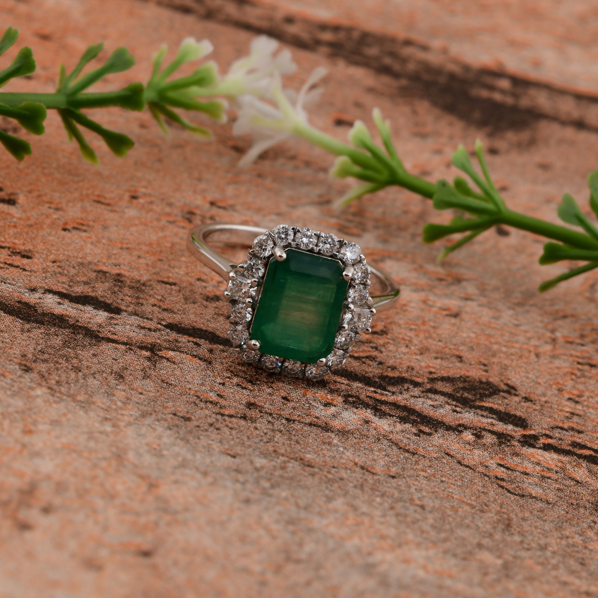 2.22Ct Zambian Emerald Halo Diamond Anniversary Solid Gold Ring In Fine Gold