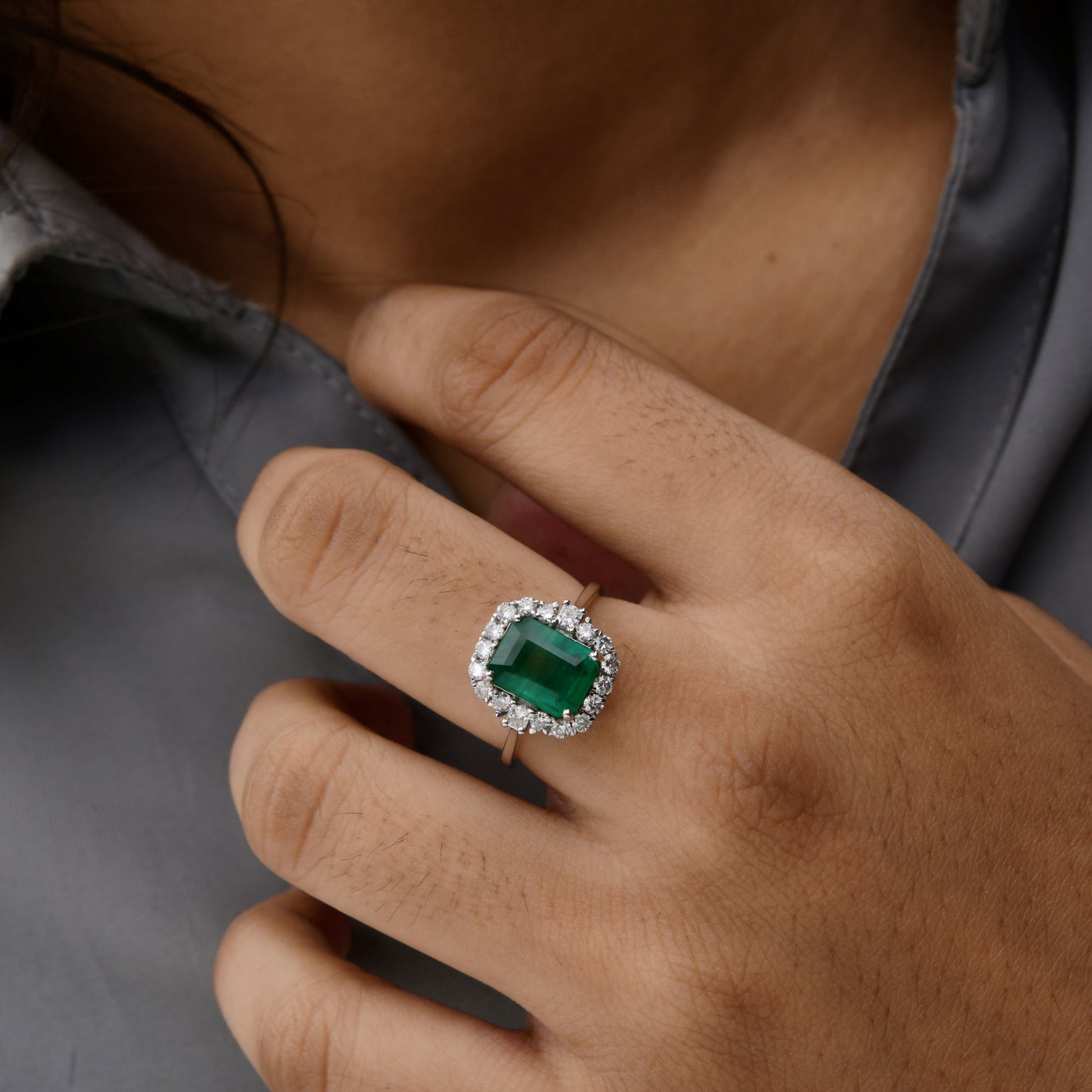 2.22Ct Zambian Emerald Halo Diamond Anniversary Solid Gold Ring In Fine Gold