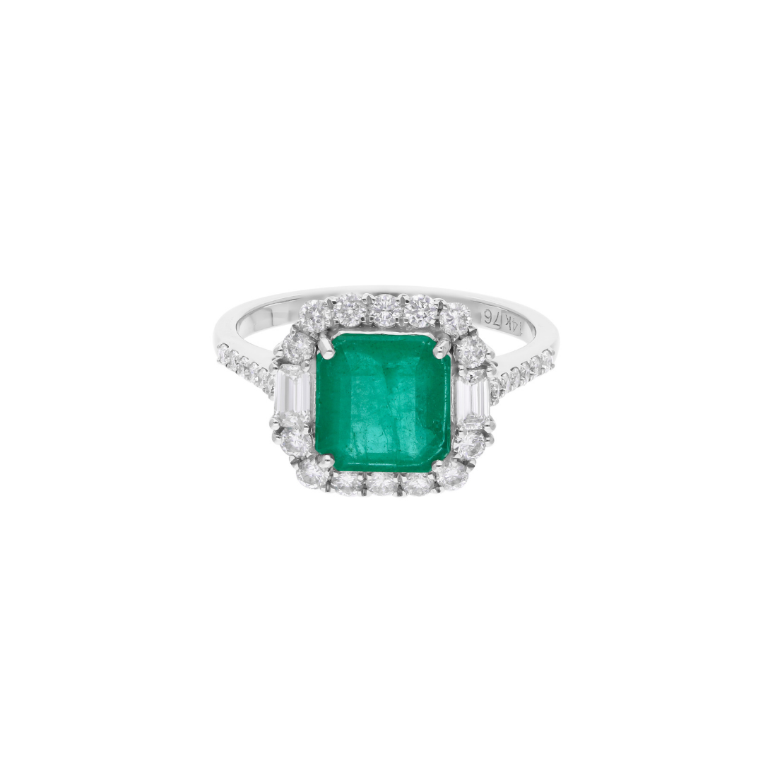SI Clarity HI Color 2.18Ct Zambian Emerald Gemstone Diamond Gold Halo Ring