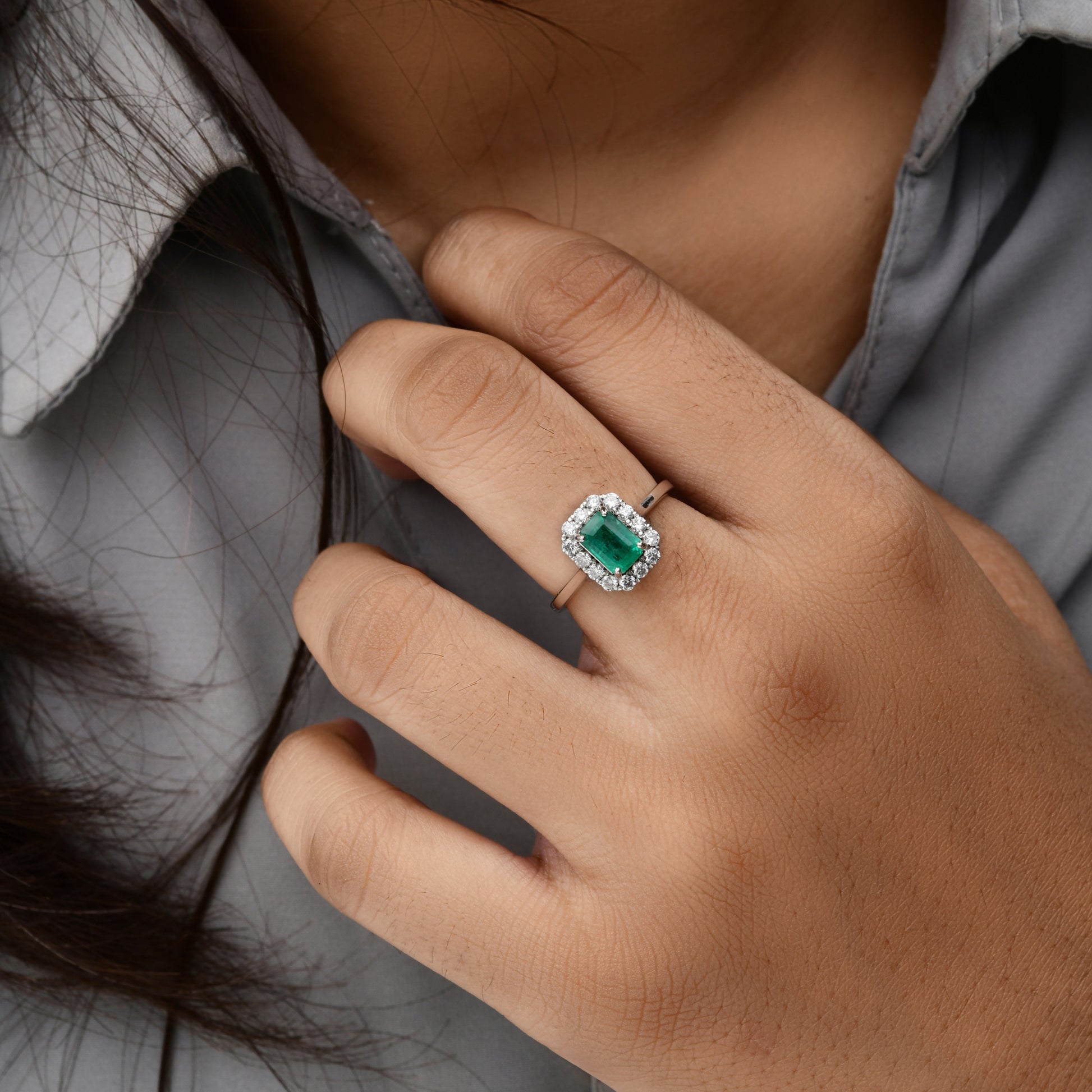 Genuine 1.31Tcw Natural Zambian Emerald Gemstone Diamond Gold Halo Ring